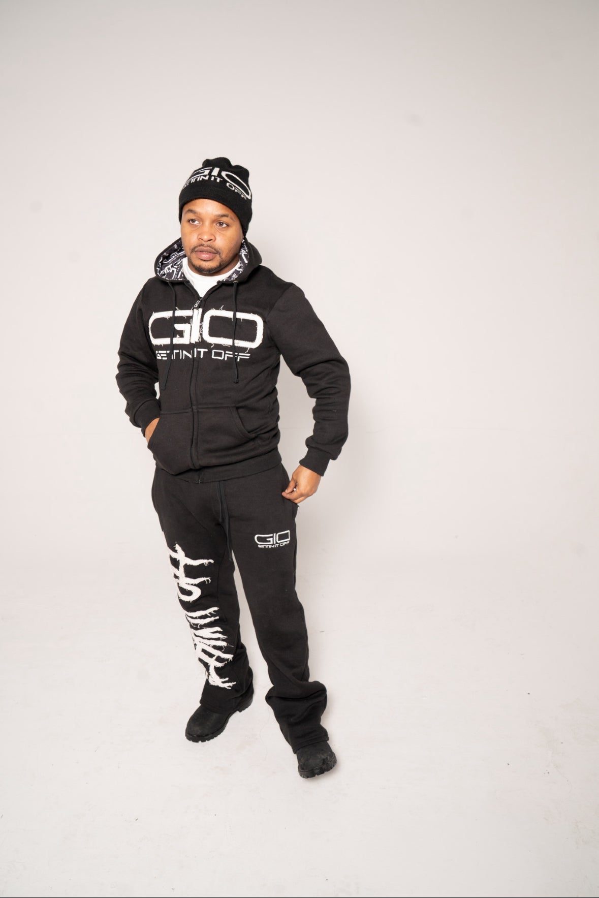 GETTIN IT OFF ‘Hoodie’  (Black)