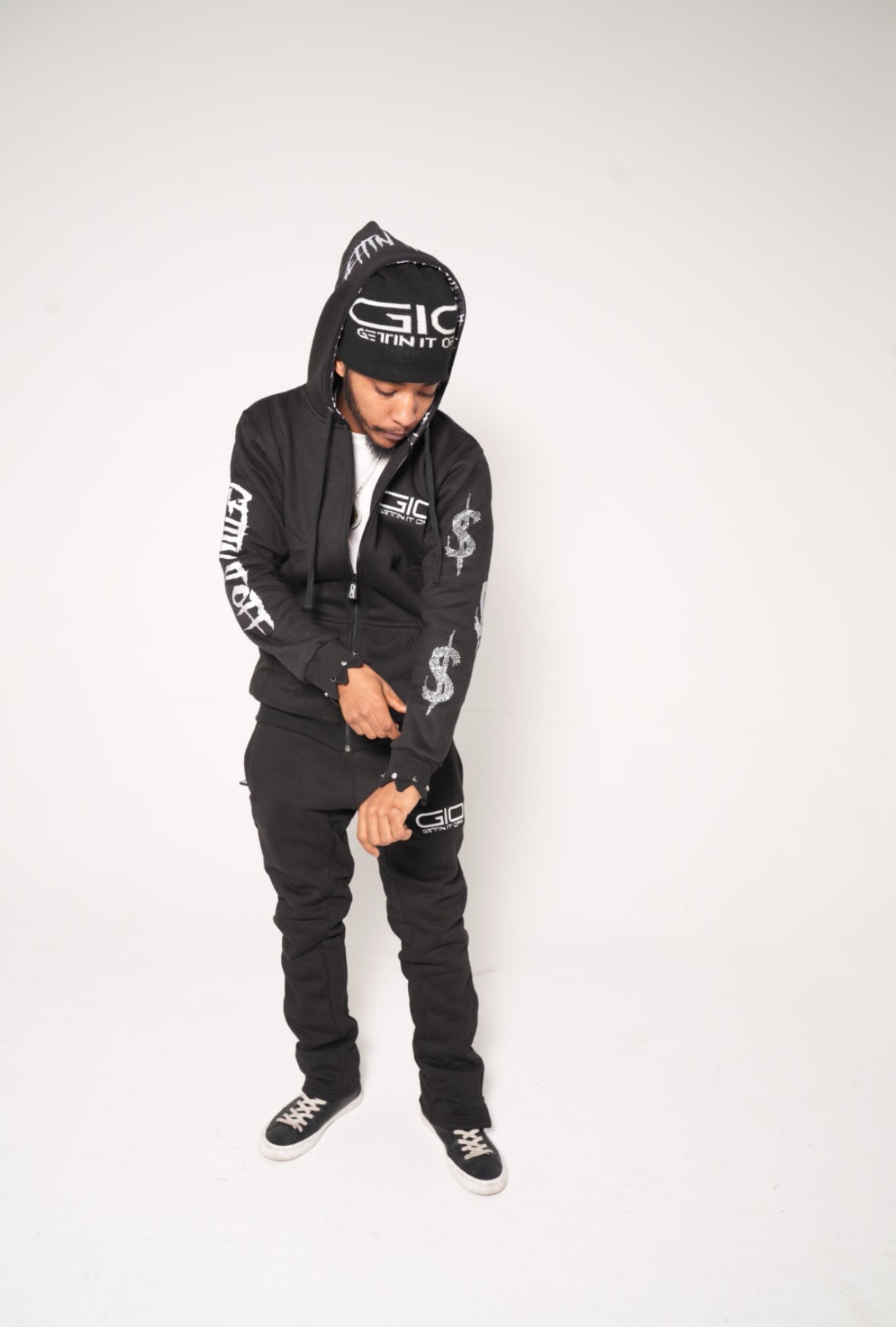 GET OFF CUFF Zip Hoodie ‘Black’